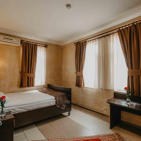 Royal Stone - Hotel 3*