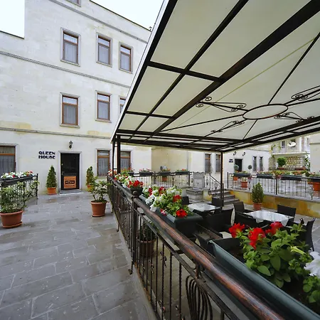 ロイヤル ストーン ハウシズ