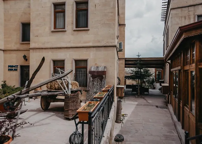 Royal Stone - Hotel 3*